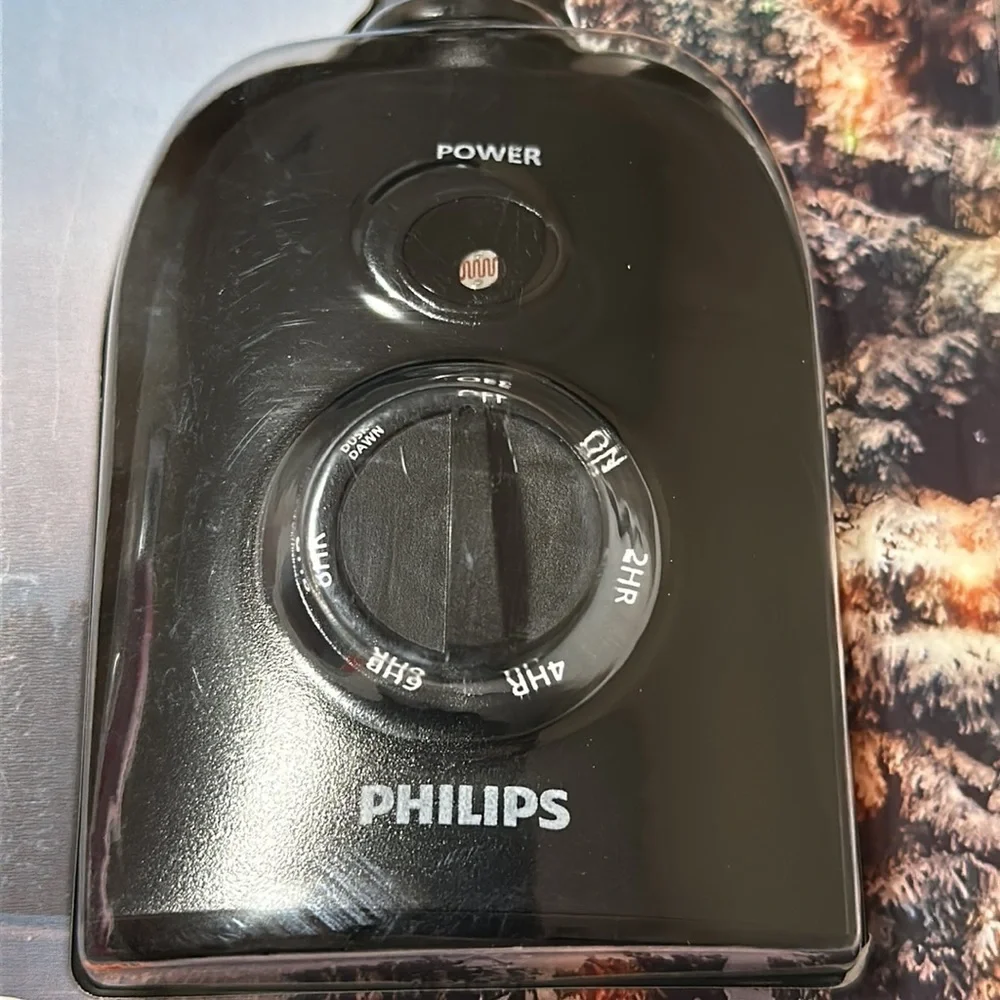 NEW Philips Light Sensing Countdown Outdoor Timer